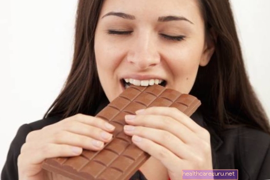 يساعدك تناول رقاقة شوكولاتة واحدة يوميًا على إنقاص الوزن